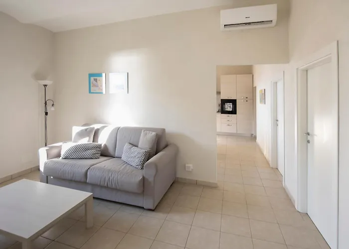 237 - Casa Colombo Riva Vista Mare A 10metri 아파트 *