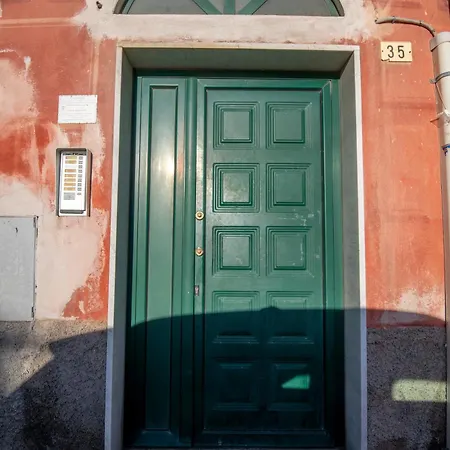 237 - Casa Colombo Riva Vista Mare A 10metri דירה *