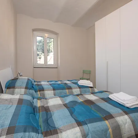 237 - Casa Colombo Riva Vista Mare A 10metri * ריבה טריגוסו