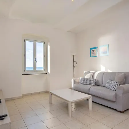 237 - Casa Colombo Riva Vista Mare A 10metri ריבה טריגוסו